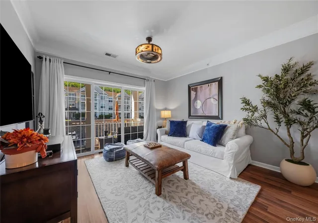 Listing Photo 4 - Condo for sale in building located at 418 Saratoga Ln, Fishkill, NY 12524