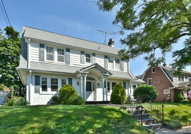 Photo 2 of Sale Pending at 182 Ferncroft Rd, Hempstead, NY 11501 | MLS# 1029143 | Listing updated on 2026-08-05