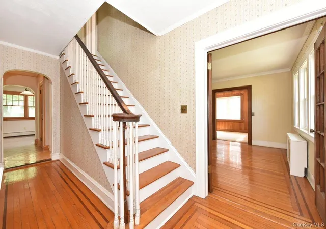 Photo 3 of Sale Pending at 182 Ferncroft Rd, Hempstead, NY 11501 | MLS# 1029143 | Listing updated on 2026-08-05