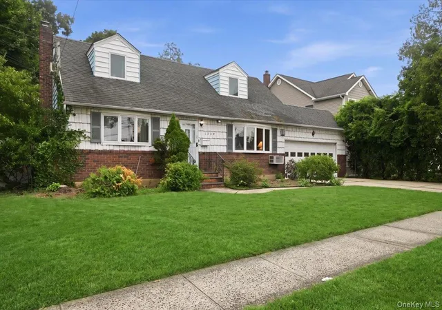 Photo 1 of Sale Pending at 1935 Lenox Ave, Hempstead, NY 11554 | MLS# 1029148 | Listing updated on 2026-08-06
