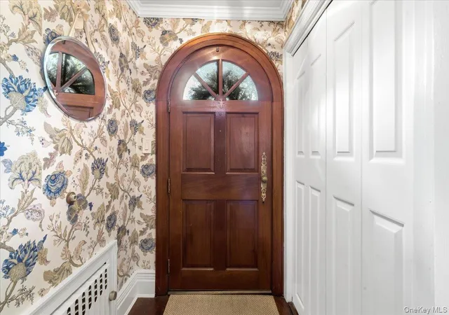 Photo 3 of Single family home for sale at 89 Poplar St, Hempstead, NY 11530 | MLS# 1029156 | Listing updated on 2026-10-18