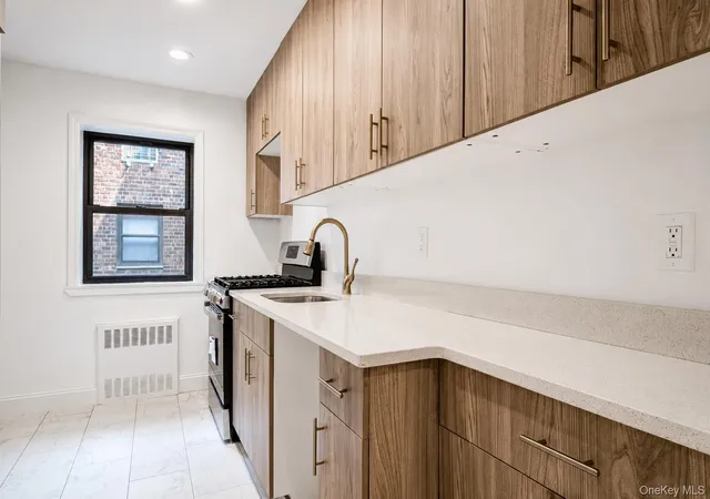 Photo 4 of House for sale at 50 Brompton Rd #2N, North Hempstead, NY 11021 | MLS# 1029165 | Listing updated on 2026-08-15