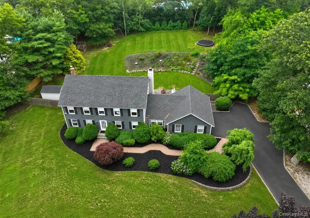 Photo 2 of Sale Pending at 2 Buckingham Meadow Rd, Brookhaven, NY 11733 | MLS# 1029169 | Listing updated on 2026-09-05