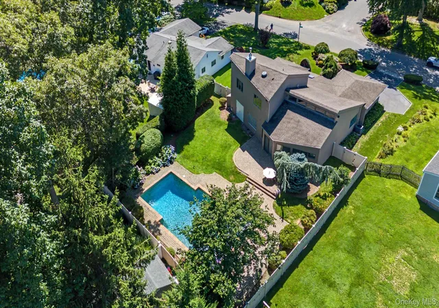 36th image of 15 Pimlico Dr, Smithtown, NY 11725 | MLS# 1029173