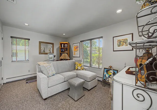 Photo 3 of Sale Pending at 15 Pimlico Dr, Smithtown, NY 11725 | MLS# 1029173 | Listing updated on 2026-10-01
