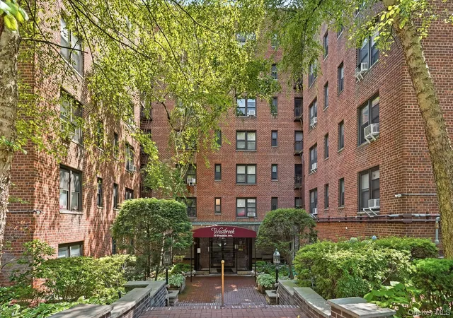 Photo 11 of Condo for sale at 10 Franklin Ave #3E, White Plains, NY 10601 | MLS# 1029175 | Listing updated on 2026-08-30
