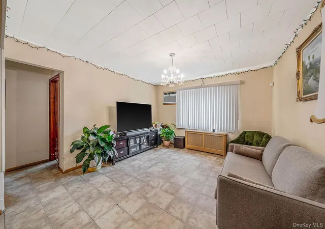 Photo 4 of Sale Pending at 8602 241st Street, New York, NY 11426 | MLS# 1029201 | Listing updated on 2026-08-18
