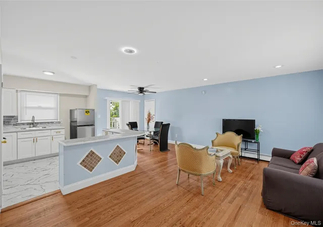 Photo 2 of Single family home for sale at 182 New York Ave, Islip, NY 11706 | MLS# 1029207 | Listing updated on 2026-10-05
