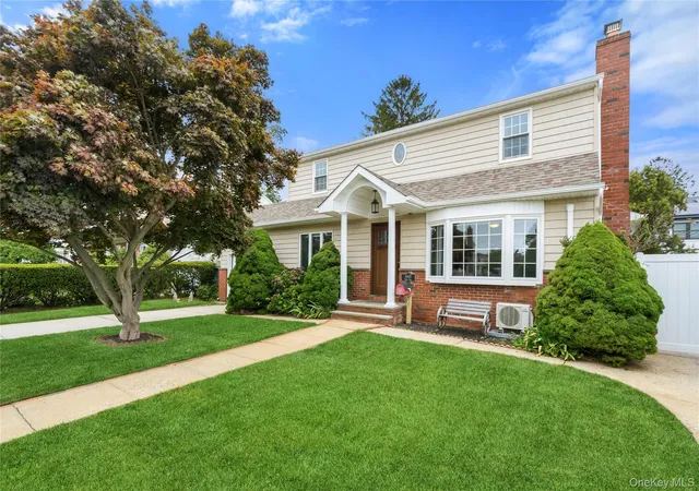 Photo 2 of Sale Pending at 1865 Dover Rd, Hempstead, NY 11793 | MLS# 1029214 | Listing updated on 2026-08-19