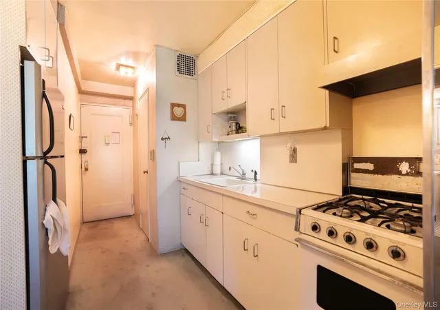 Photo 3 of House for sale at 35-50 85 Street #7K, Jackson Heights, NY 11372 | MLS# 1029215 | Listing updated on 2026-07-23