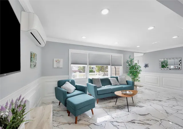 Photo 2 of Single family home for sale at 81 Barnes St, Long Beach, NY 11561 | MLS# 1029236 | Listing updated on 2026-09-06