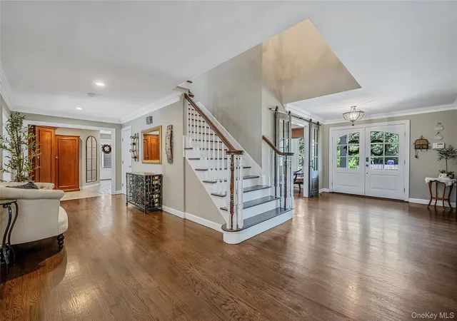 Photo 4 of Sale Pending at 23 Steers Ave, Huntington, NY 11768 | MLS# 1029245 | Listing updated on 2026-09-26