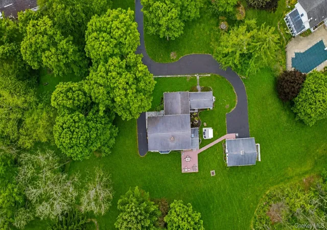 5th image of 6 Country Club Rd, East Fishkill, NY 12533 | MLS# 1029249