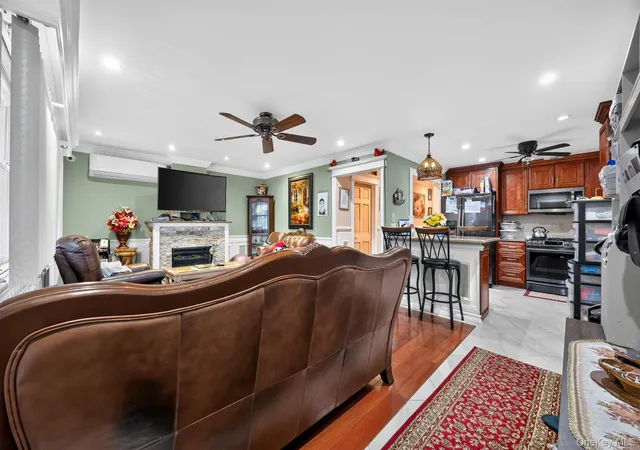 2nd image of 568 Autumn Ave, Brooklyn, NY 11208 | MLS# 1029252