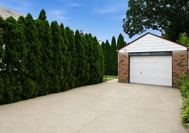 Photo 42 of Single family home for sale at 179 Locust St, Hempstead, NY 11001 | MLS# 1029276 | Listing updated on 2026-10-25