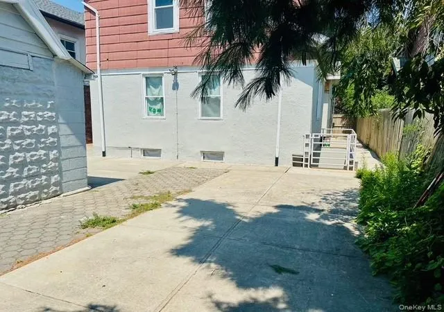 Photo 4 of Sale Pending at 2138 68th Street, New York, NY 11204 | MLS# 1029291 | Listing updated on 2026-09-03
