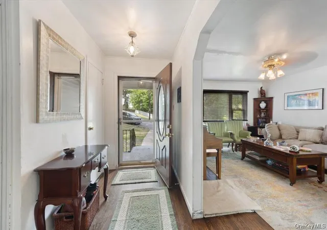 Photo 3 of Single family home for sale at 101 Cresthill Rd, Yonkers, NY 10710 | MLS# 1029304 | Listing updated on 2026-07-25