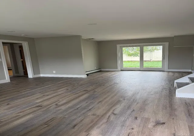 Photo 3 of Sale Pending at 738 Decatur St, Hempstead, NY 11553 | MLS# 1029305 | Listing updated on 2026-09-04