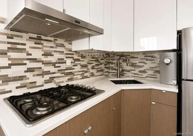 Photo 4 of Condo for sale at 4223 Parsons Blvd #5C, Flushing, NY 11355 | MLS# 1029324 | Listing updated on 2026-07-23