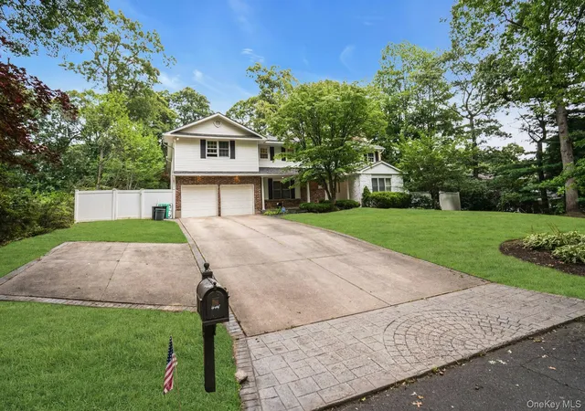 Photo 3 of Single family home for sale at 48 Colby Dr, Huntington, NY 11746 | MLS# 1029331 | Listing updated on 2026-09-19
