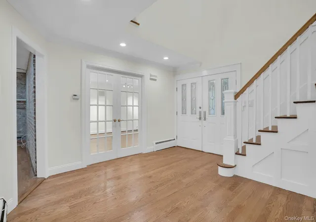 Photo 4 of Single family home for sale at 48 Colby Dr, Huntington, NY 11746 | MLS# 1029331 | Listing updated on 2026-10-08