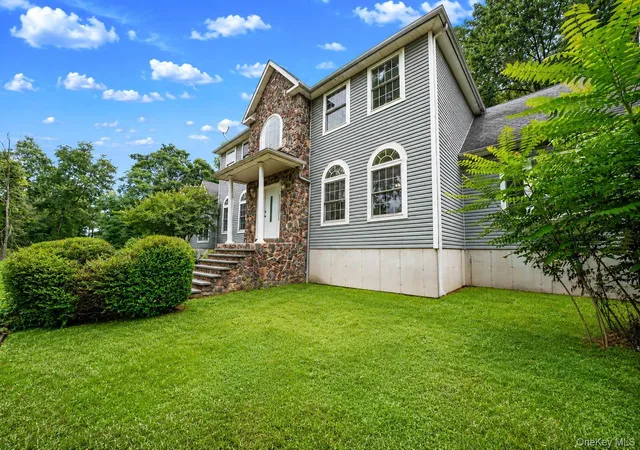 Photo 2 of Single family home for sale at 642 County Route 12, New Hampton, NY 10958 | MLS# 1029345 | Listing updated on 2026-07-26