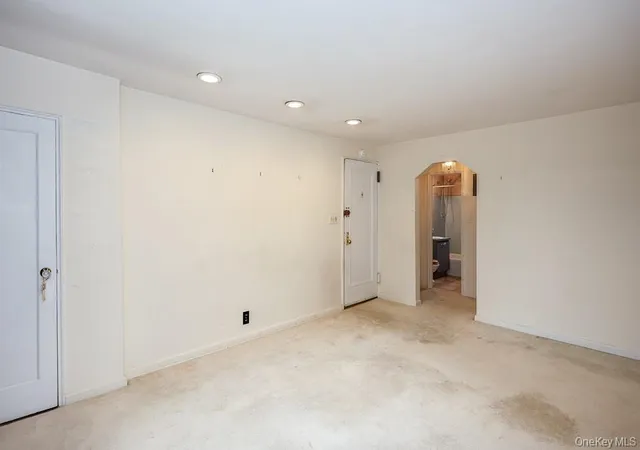 Listing Photo 5 - Condo for sale in building located at 189-19 39Th Ave, New York, NY 11358 - Unit #118
