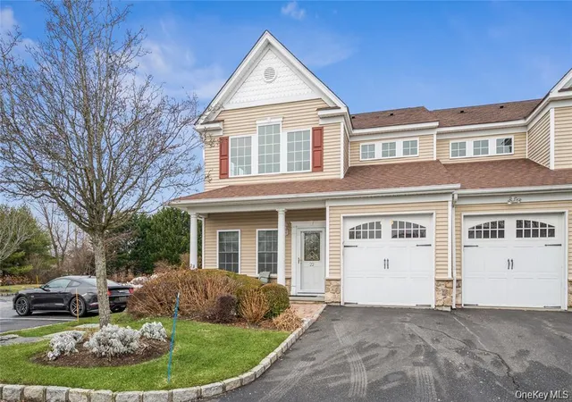 Photo 1 of Sale Pending at 22 Meadow Ct, Oakdale, NY 11769 | MLS# 1029383 | Listing updated on 2026-09-12