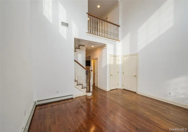 Photo 3 of Sale Pending at 22 Meadow Ct, Oakdale, NY 11769 | MLS# 1029383 | Listing updated on 2026-09-12