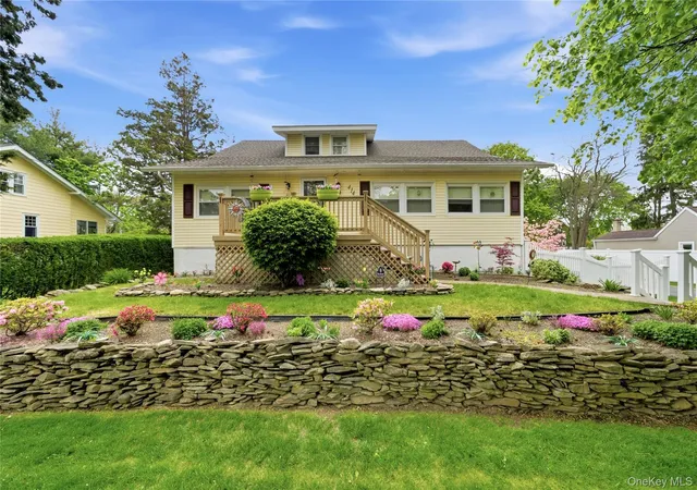 Single family home for sale at 414 Potter Blvd, Islip, NY 11718 | MLS# 1029408