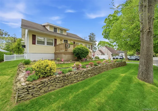 Photo 2 of Sale Pending at 414 Potter Blvd, Islip, NY 11718 | MLS# 1029408 | Listing updated on 2026-10-06