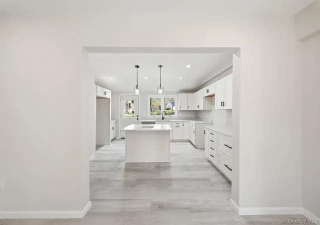 Photo 4 of Sale Pending at 24 Farmingdale Ln, Wallkill, NY 12721 | MLS# 1029410 | Listing updated on 2026-10-06