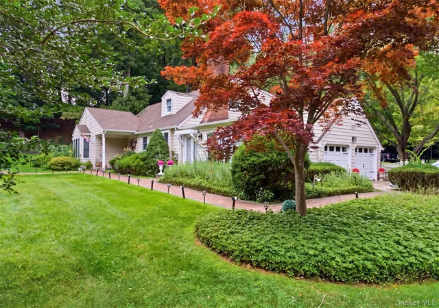 4th image of 19 Eckernkamp Dr, Smithtown, NY 11787 | MLS# 1029417