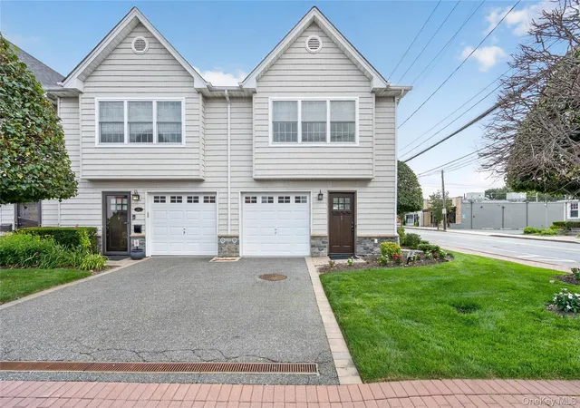 2nd image of 1 Koch Pl, North Hempstead, NY 11514 | MLS# 1029419