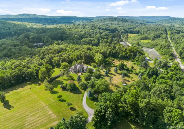 Photo 3 of Single family home for sale at 7 Herd And Tanner Rd, Pawling, NY 12531 | MLS# 1029458 | Listing updated on 2026-08-22