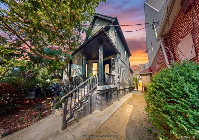 Photo 1 of Single family home for sale at 9415 Farragut Rd, New York, NY 11236 | MLS# 1029465 | Listing updated on 2026-09-05