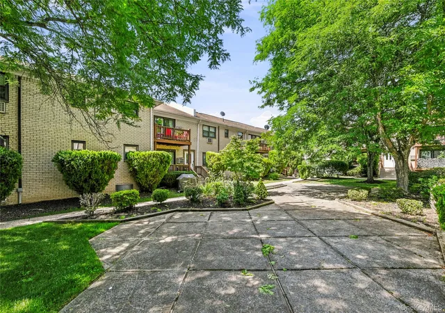 14th image of 64 W Sneden Pl #64, Ramapo, NY 10977 | MLS# 1029476
