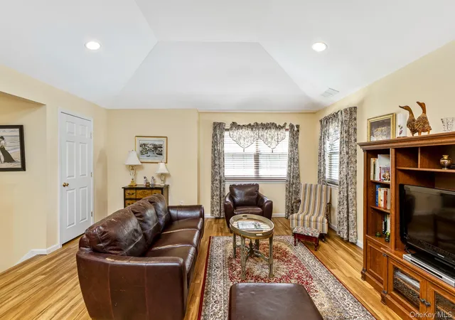 Photo 3 of Condo for sale at 1204 Aerie Way #1204, Southampton, NY 11942 | MLS# 1029482 | Listing updated on 2026-08-02