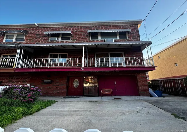 1st image of 958 E 226th St, Bronx, NY 10466 | MLS# 1029485