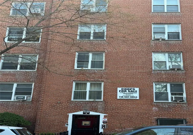 Listing Photo 4 - Condo for sale in building located at 33-15 81st St, New York, NY 11372 - Unit #6E