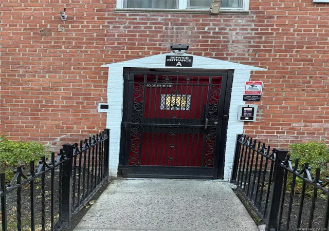 Listing Photo 5 - Condo for sale in building located at 33-15 81st St, New York, NY 11372 - Unit #6E