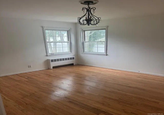 Photo 3 of Single family home for sale at 14 Larch St, Oyster Bay, NY 11801 | MLS# 1029511 | Listing updated on 2026-09-06
