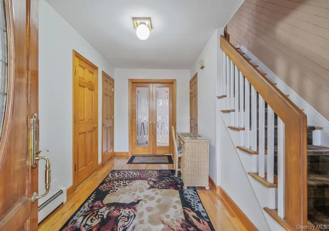 Photo 3 of Single family home for sale at 26 Heritage Pl S, Smithtown, NY 11767 | MLS# 1029526 | Listing updated on 2026-10-13