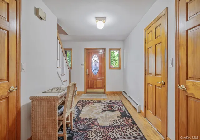 Photo 4 of Single family home for sale at 26 Heritage Pl S, Smithtown, NY 11767 | MLS# 1029526 | Listing updated on 2026-10-13