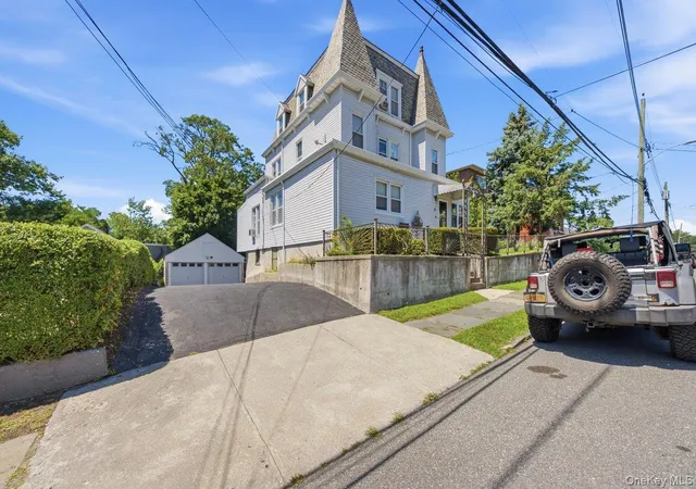 Photo 3 of Sale Pending at 19 Ridgewood Ave, Yonkers, NY 10704 | MLS# 1029564 | Listing updated on 2026-08-29