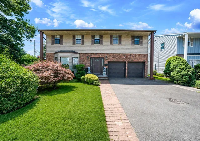 1st image of 211 Meredith Ln, Hempstead, NY 11552 | MLS# 1029567