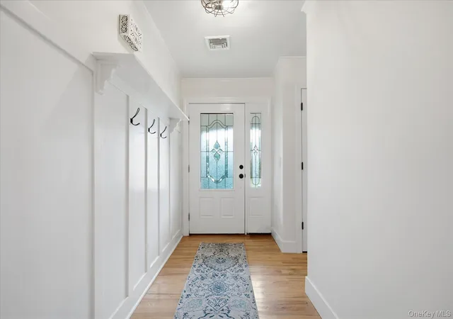Photo 3 of Sale Pending at 37 Storyland Ln, Brookhaven, NY 11733 | MLS# 1029586 | Listing updated on 2026-08-22