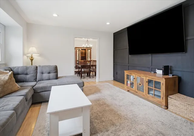 Photo 4 of Sale Pending at 37 Storyland Ln, Brookhaven, NY 11733 | MLS# 1029586 | Listing updated on 2026-08-22