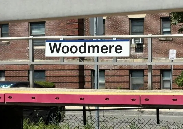Listing Photo 2 - Condo for sale in building located at 141 Woodmere Blvd, Hempstead, NY 11598 - Unit #4B
