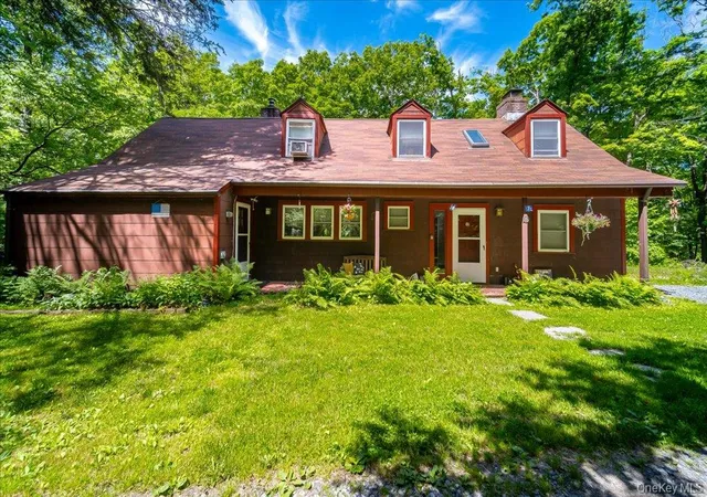 Photo 2 of Single family home for sale at 10-12 Woodlea Rd, Salt Point, NY 12578 | MLS# 1029597 | Listing updated on 2026-07-24